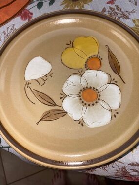 Hearthside Dogwood made in Japan Plates. Set of 4. MCM